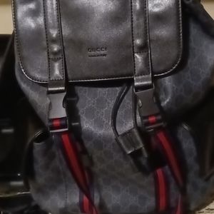 I'm Selling A Gucci Book Bag